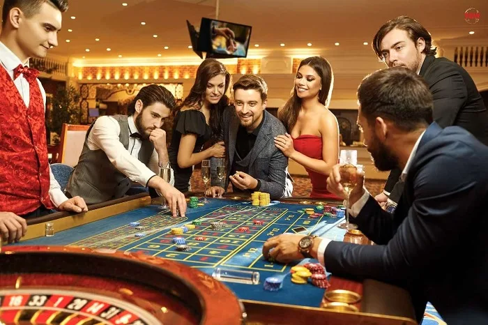 what draws people to gambling